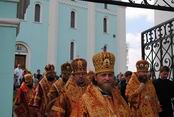Моліть Бога за нас всі Святі землі Волинської.