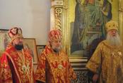 Єпископ Никодим привітав митрополита Нифонта із Днем Ангела.