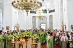 Митрополит Никодим привітав із 50-річчям митрополита Вінницького і Барського Варсонофія.